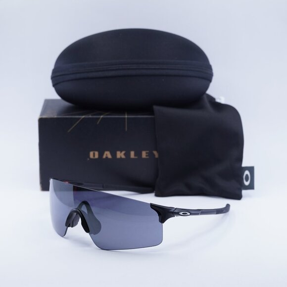Oakley OO9454 945401 Shield Sunglasses - Matte Black/Prizm Black - Picture 1 of 8